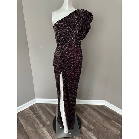 MAC DUGGAL EMBELLISHED PUFF ONE SHOULDER GOWN - Picture 9 of 12